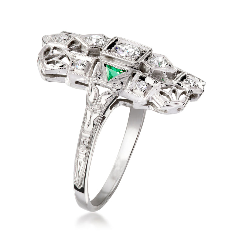 Vintage 18kt white gold diamond ring with green emerald inlaid side