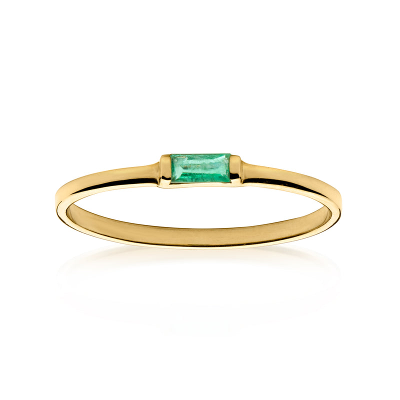 10kt yellow gold emerald-cut green gemstone ring, slim band, four-prong setting