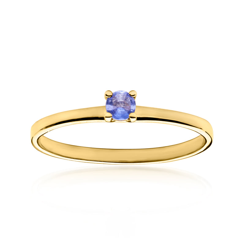 10kt yellow gold tanzanite ring with oval purple center stone and prongs