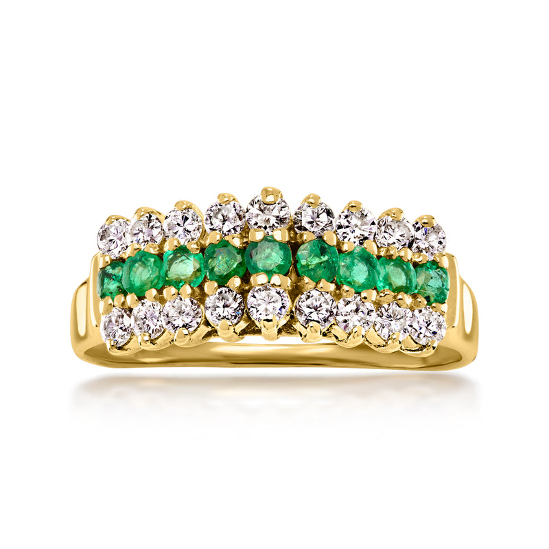 Vintage emerald and diamond ring in 14k yellow gold