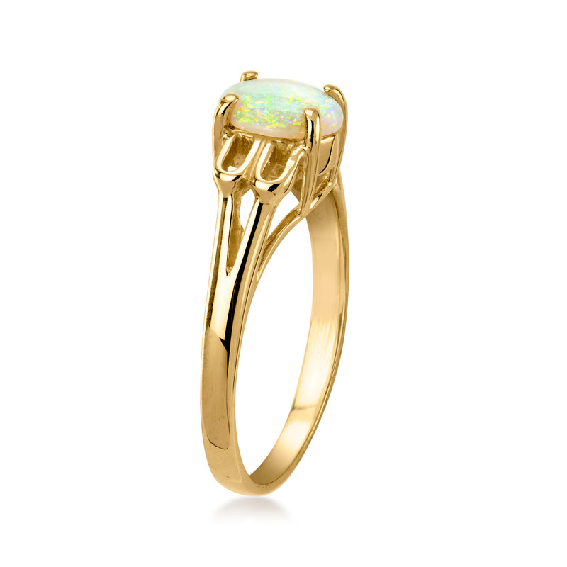 C. 1980 Vintage Opal Ring in 14kt Yellow Gold. Size 6