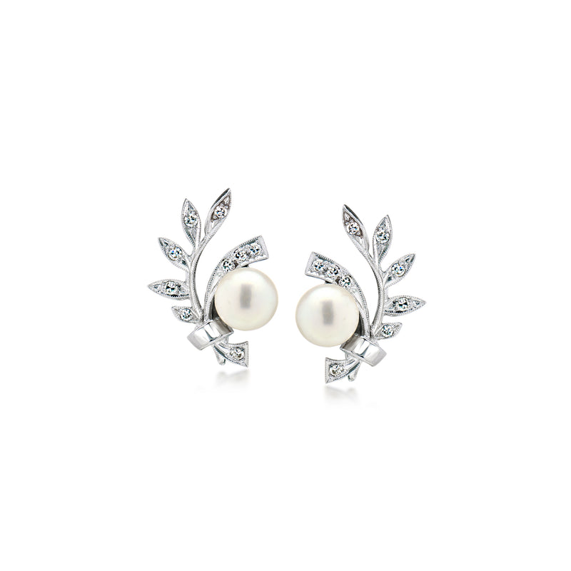 14kt white gold pearl and diamond leaf clip earrings