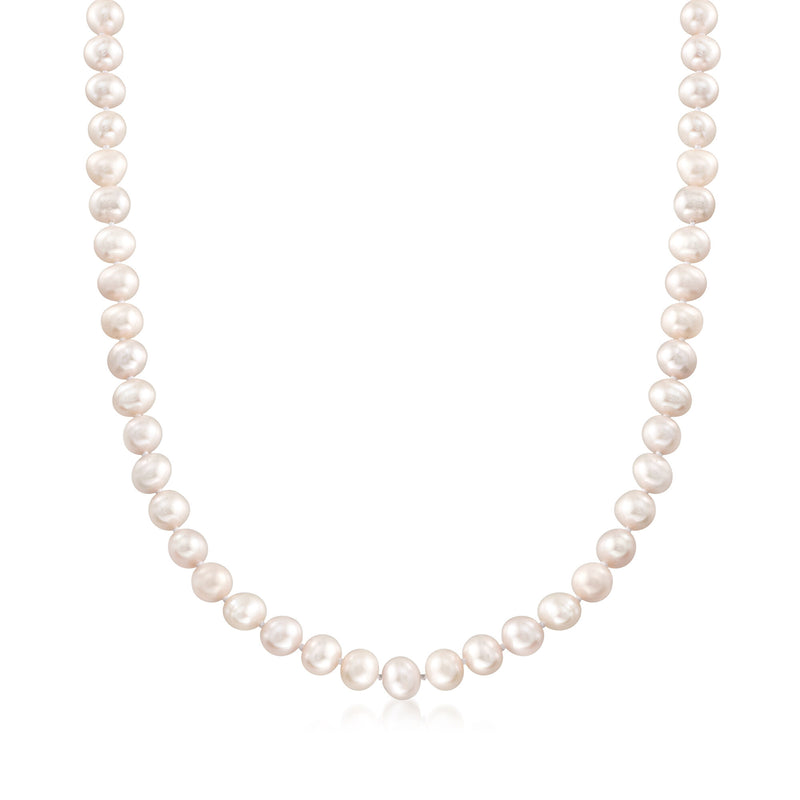 Cultured pearl necklace with round cream pearls in a single strand