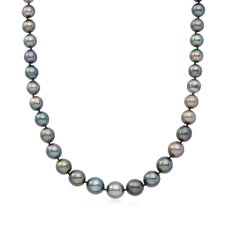 Black cultured pearl necklace with round pearls and diamond clasp, 14kt white gold