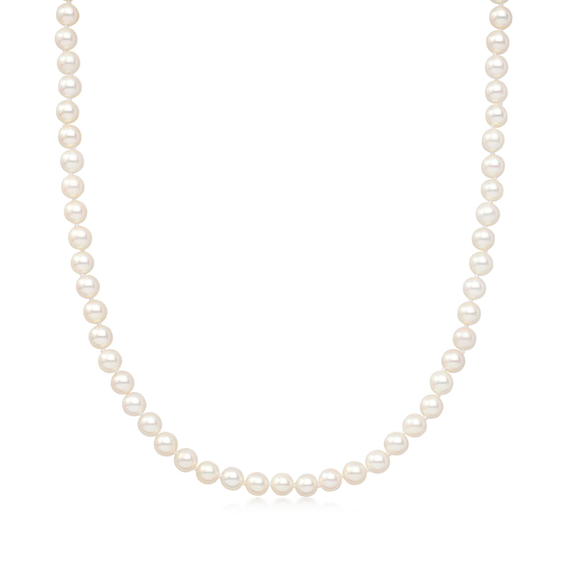 Vintage Mikimoto pearl necklace with 4–6mm cultured pearls, full strand view