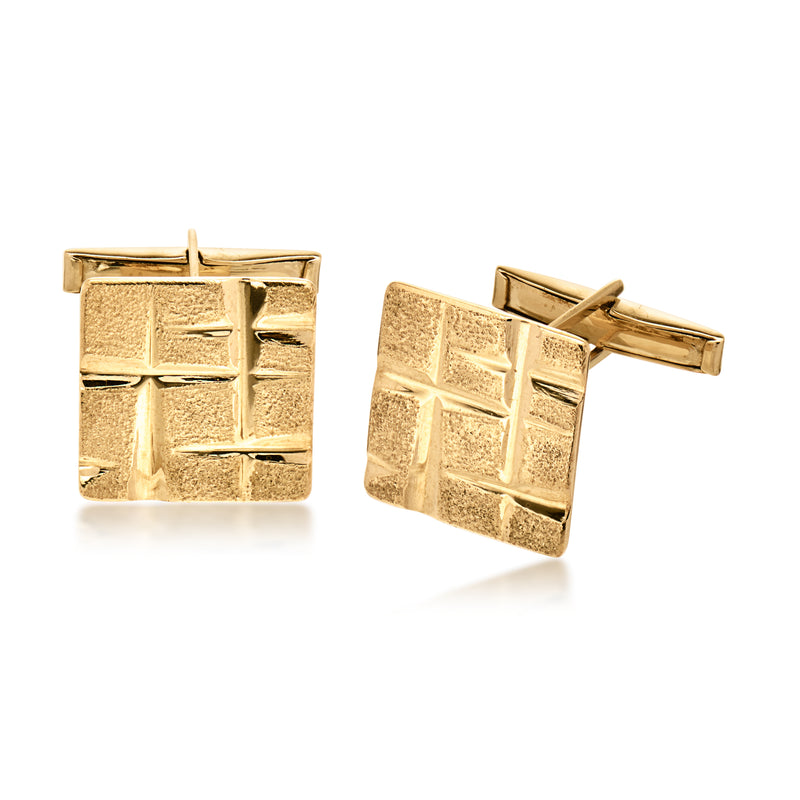 Vintage 14kt yellow gold square cuff links with textured checkered pattern