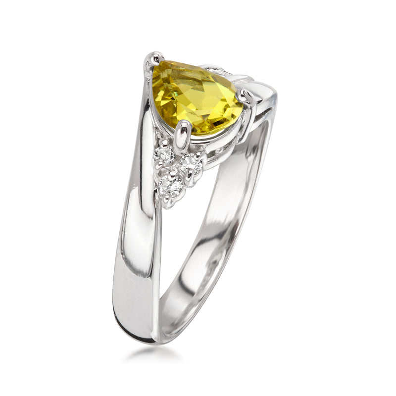C. 2000 Vintage 1.03 Carat Yellow Andalusite Ring with .26 ct. t.w. Diamonds in Platinum. Size 6