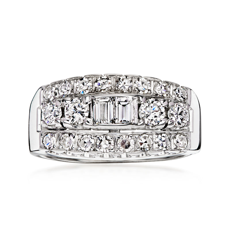 Three-row diamond ring in 14kt white gold with central baguette and round stones