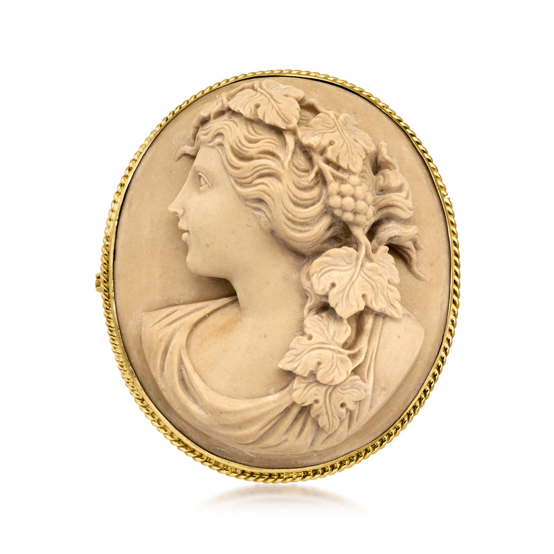 C. 1950 Vintage Resin Cameo Pin in 9kt Yellow Gold
