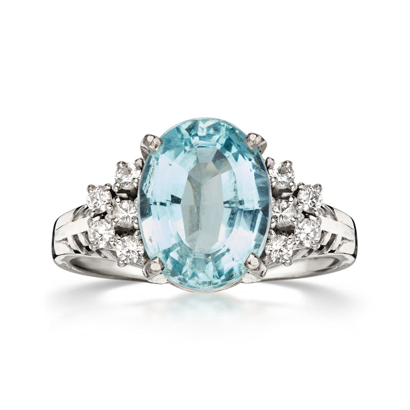 C. 1990 Vintage 3.54 Carat Aquamarine Ring with .26 ct. t.w. Diamonds in Platinum. Size 6.25