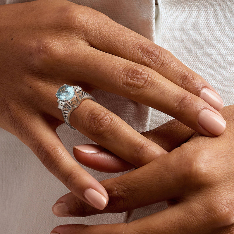C. 1990 Vintage 3.54 Carat Aquamarine Ring with .26 ct. t.w. Diamonds in Platinum. Size 6.25