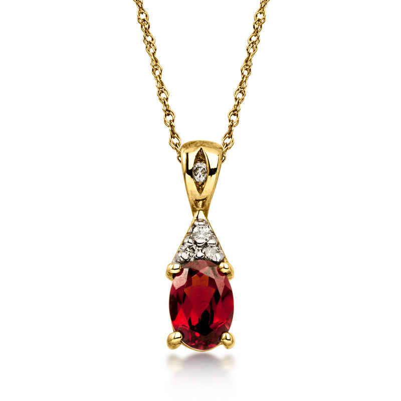 C. 2000 Vintage 1.00 Carat Garnet Pendant Necklace with Diamonds in 10kt Yellow Gold. 18"