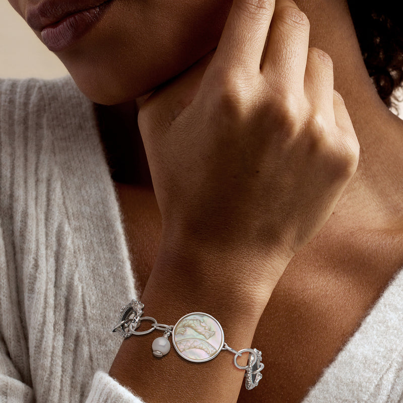 C. 1990 Vintage David Yurman Mother-of-Pearl Dragon Bracelet with 8mm Cultured Pearl in Sterling Silver. 7.5"