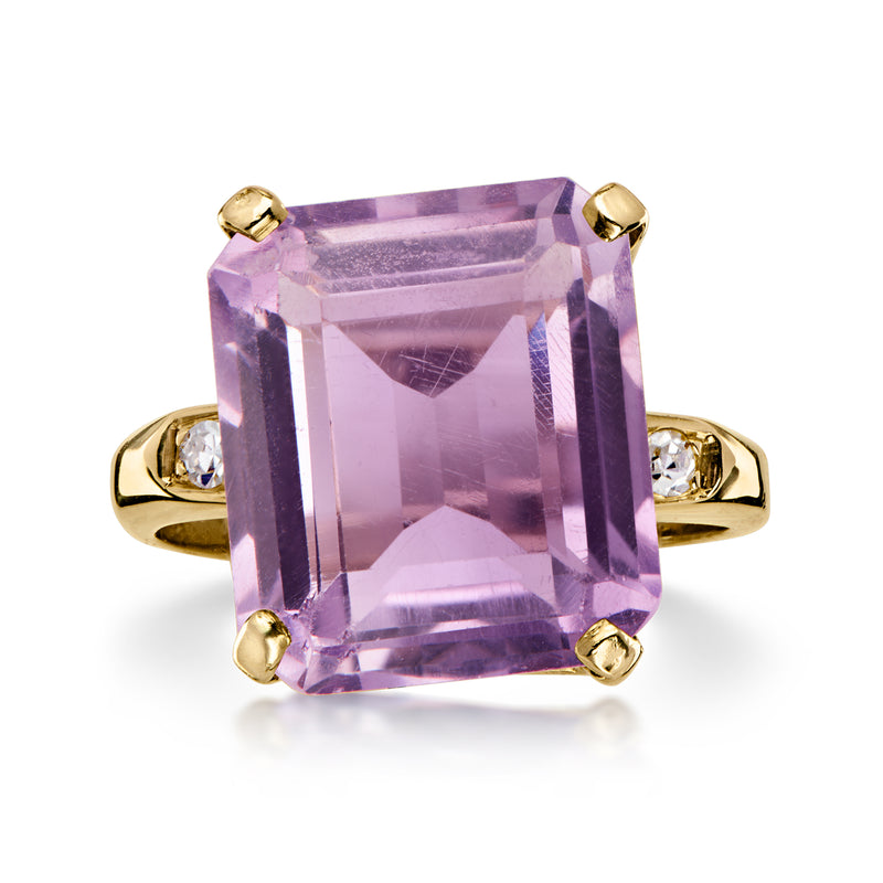 C. 1990 Vintage 8.80 Carat Amethyst Ring with Diamonds in 14kt Yellow Gold. Size 6.5