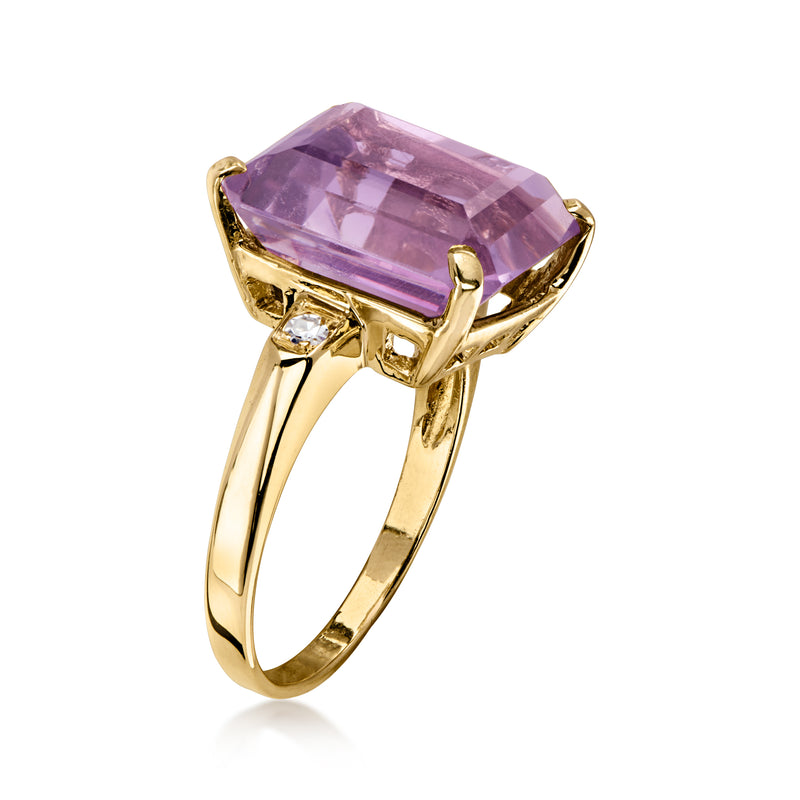 C. 1990 Vintage 8.80 Carat Amethyst Ring with Diamonds in 14kt Yellow Gold. Size 6.5