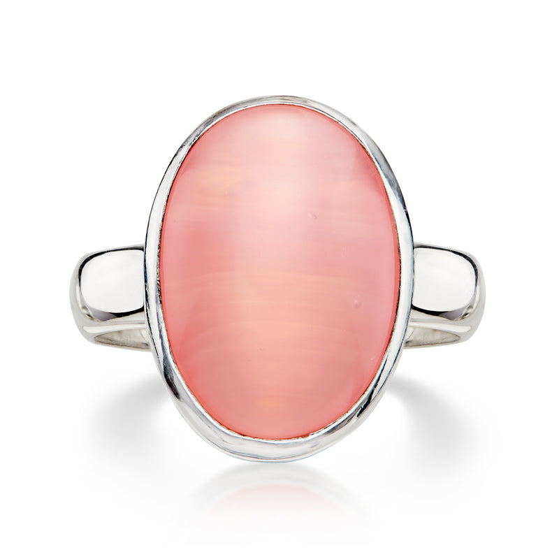 C. 1990 Vintage Simulated Pink Chalcedony Ring in Sterling Silver. Size 7