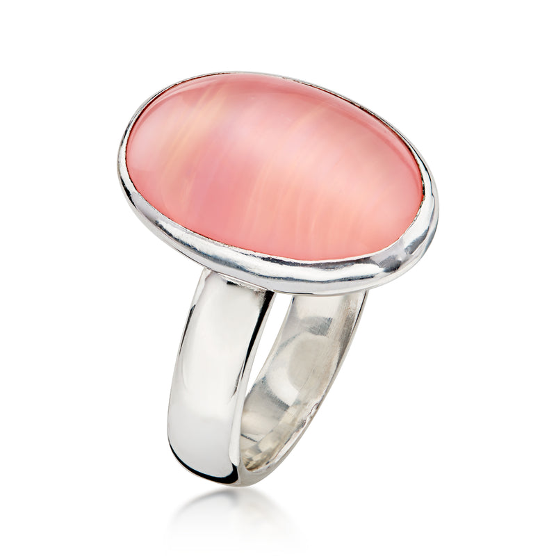 C. 1990 Vintage Simulated Pink Chalcedony Ring in Sterling Silver. Size 7