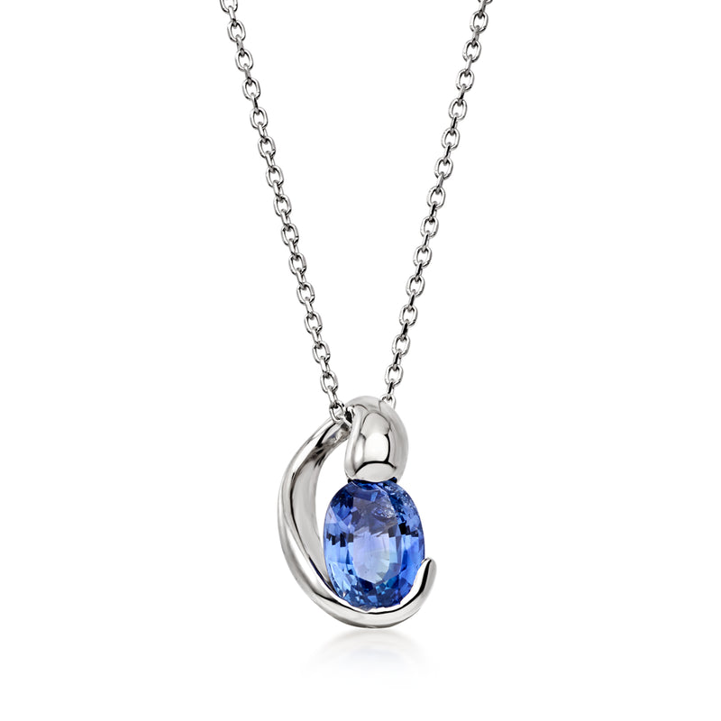 C. 1990 Vintage 1.67 Carat Sapphire Swirl Pendant Necklace in Platinum. 18"