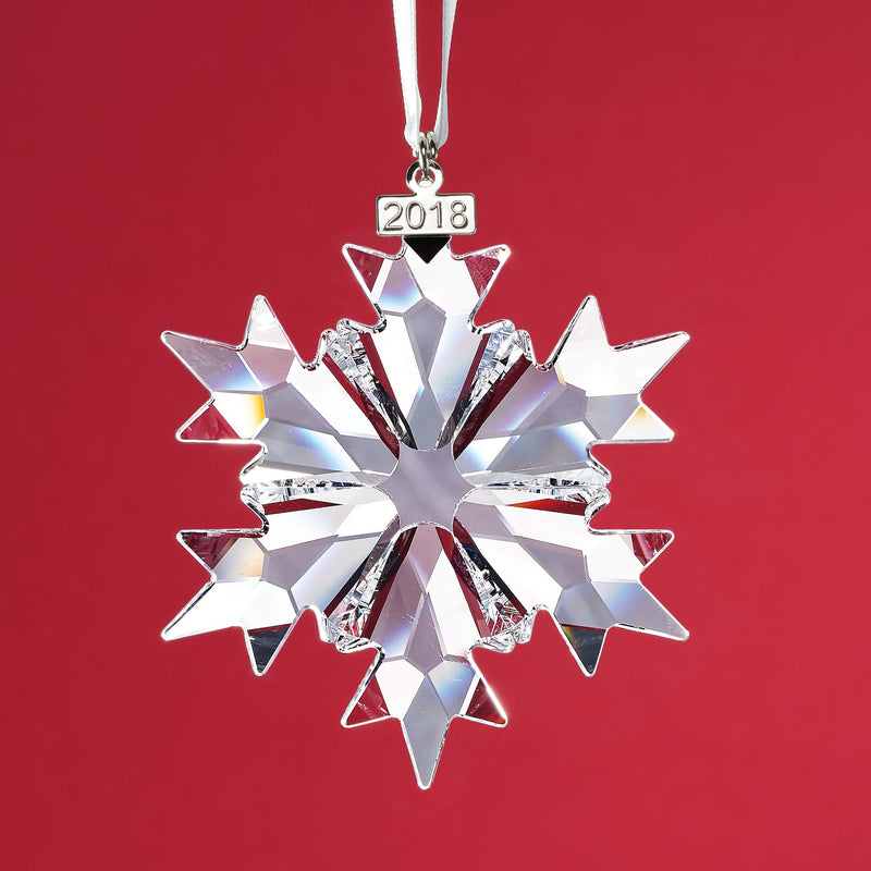Swarovski crystal 2018 star ornament with hanging ribbon and engraved 2018