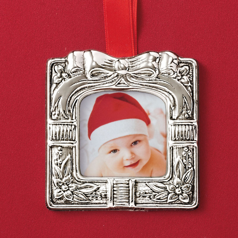 Reed & Barton sterling silver photo frame ornament with child picture under glass