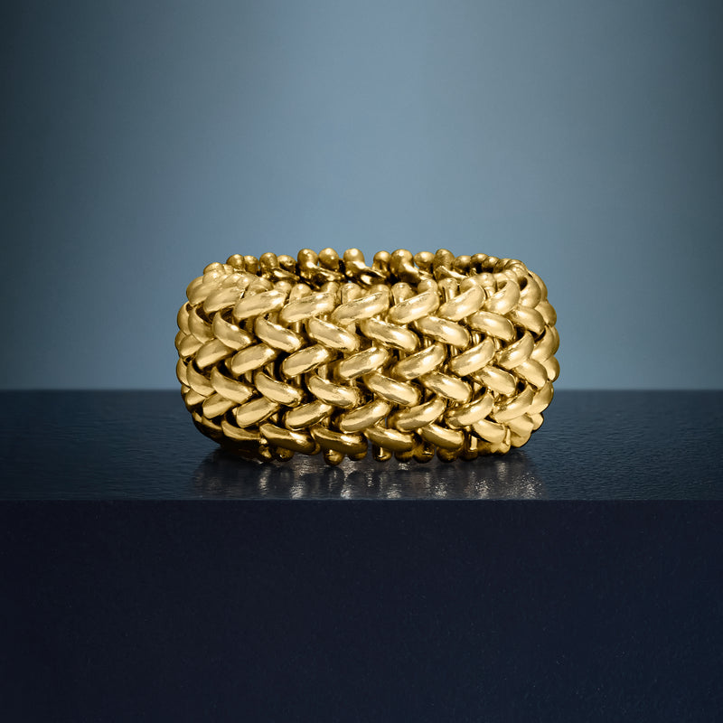 14kt yellow gold riso-link chain ring, wide oval with polished link texture