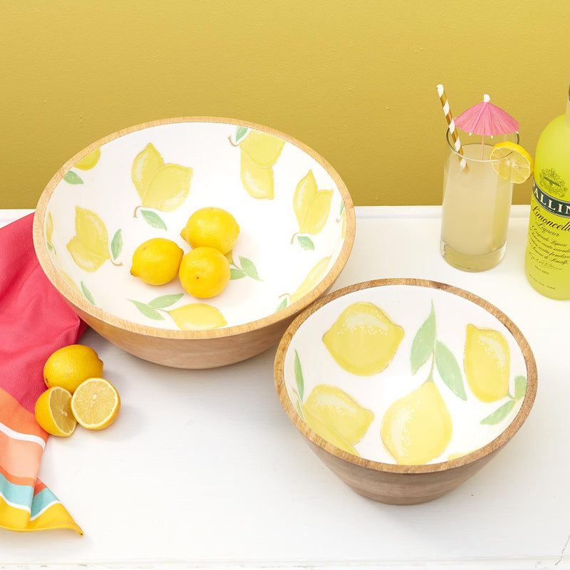 Set of two wooden bowls with lemon pattern