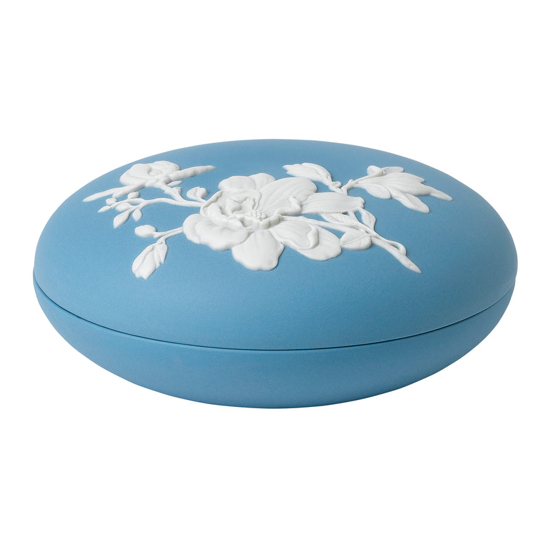 Wedgwood Magnolia Blossom oval keepsake box with blue lid and white floral relief