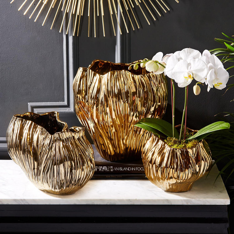 Set of 3 gold-plated piriform ribbed vases in three sizes