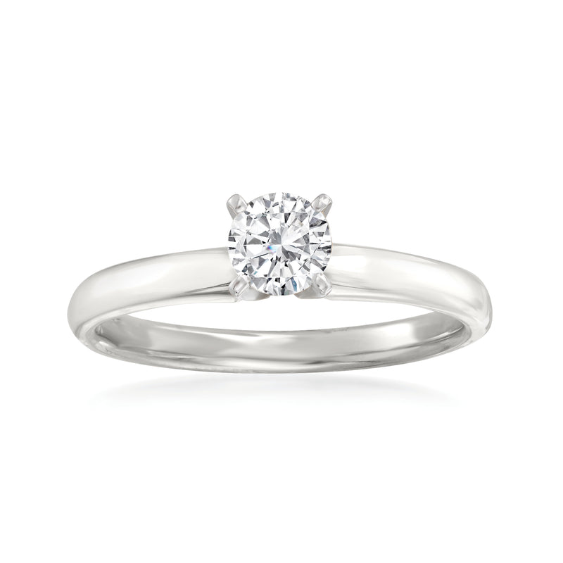Diamond solitaire ring in 14kt white gold with round center diamond