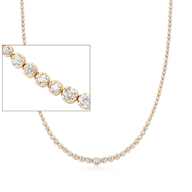 Graduated diamond tennis necklace in 14kt yellow gold, round brilliant stones