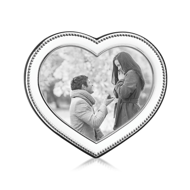 Reed and Barton heart-shaped 4x3 photo frame in silver with beaded border