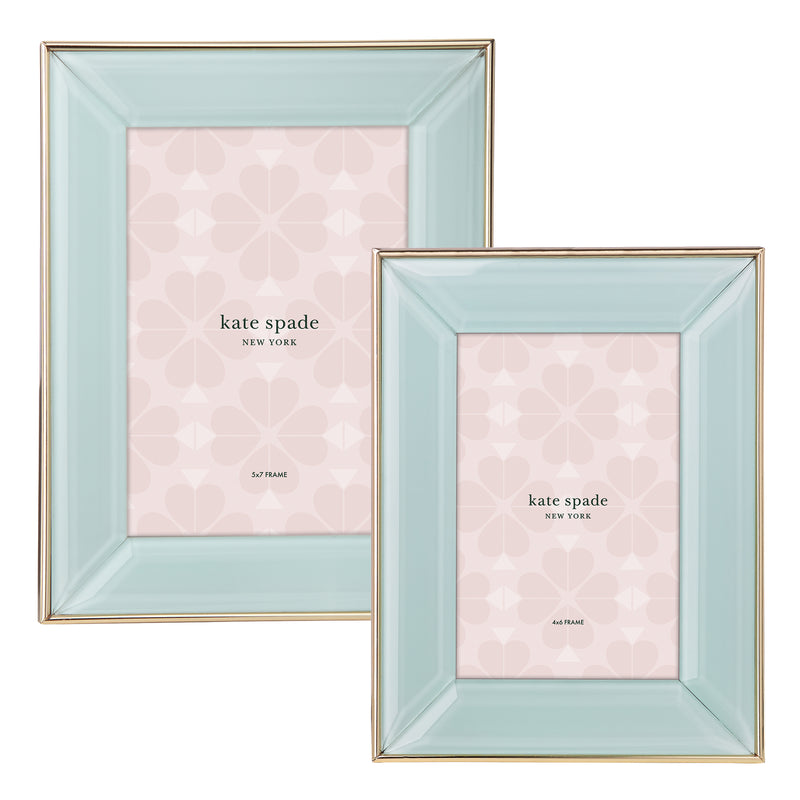 Mint picture frame with gold border and clear front, square photo window