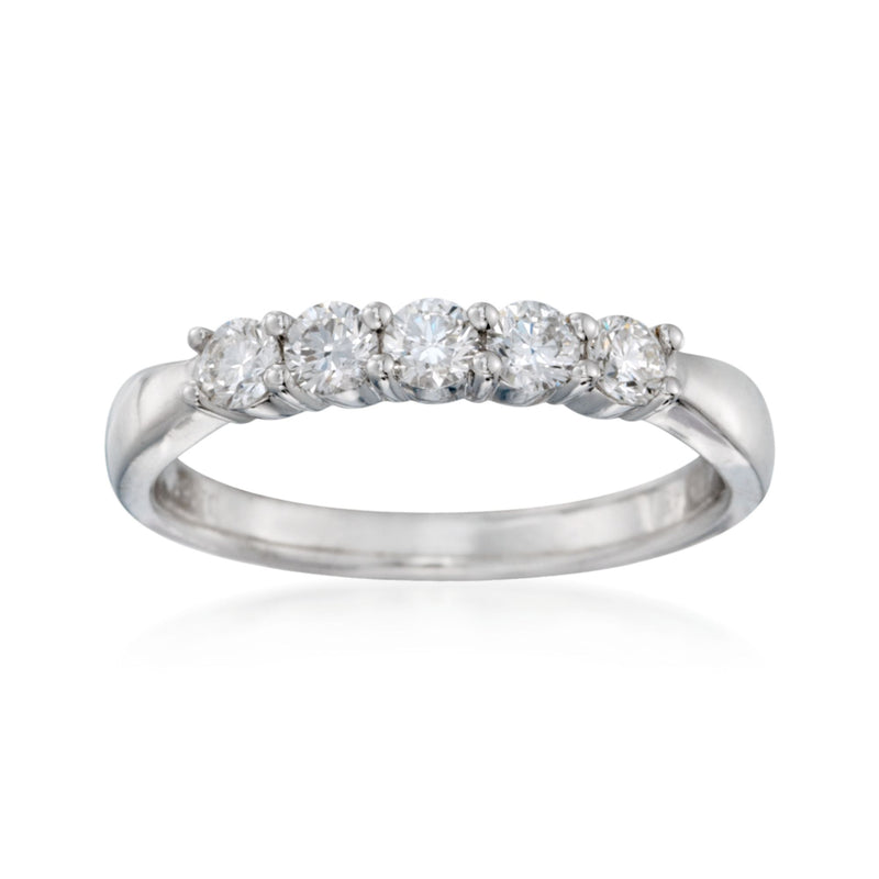 14kt white gold diamond ring with round stones in a shared-prong band