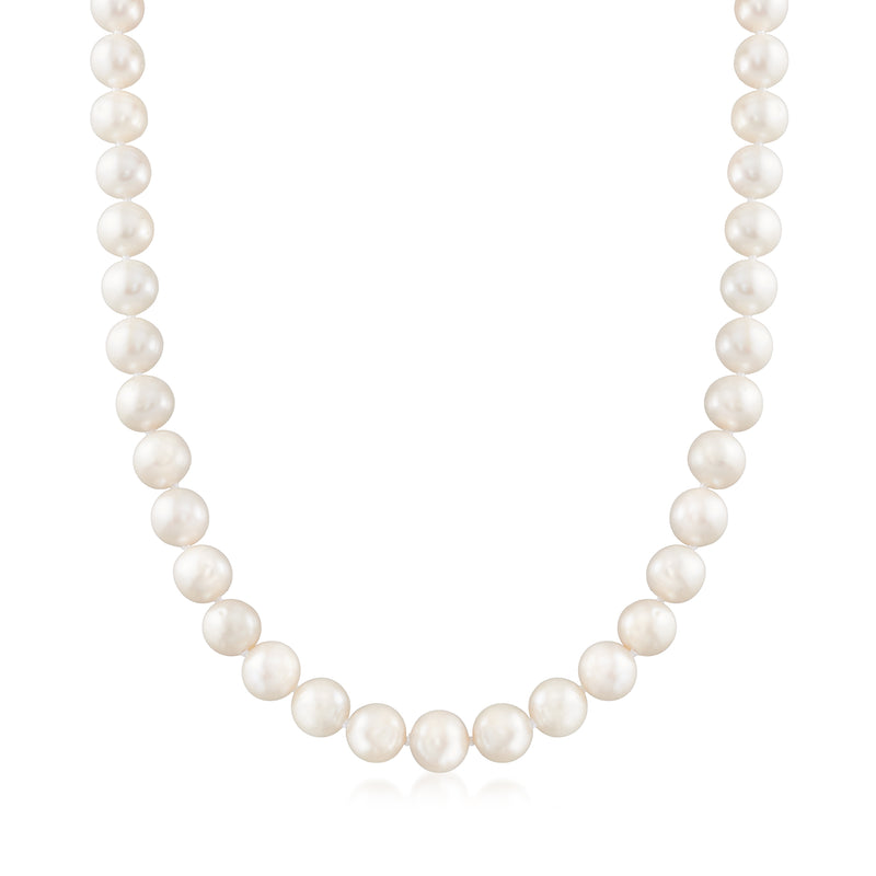Cultured pearl necklace with round white pearls and 14kt yellow gold clasp