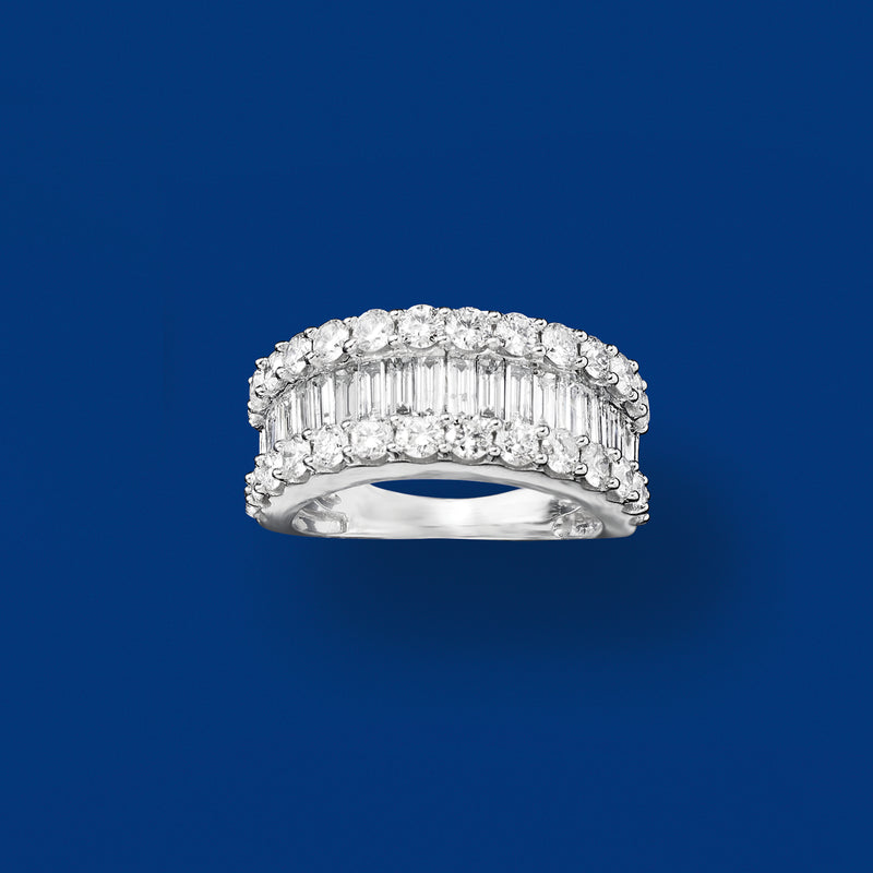 14kt white gold baguette and round diamond band ring, angled front view