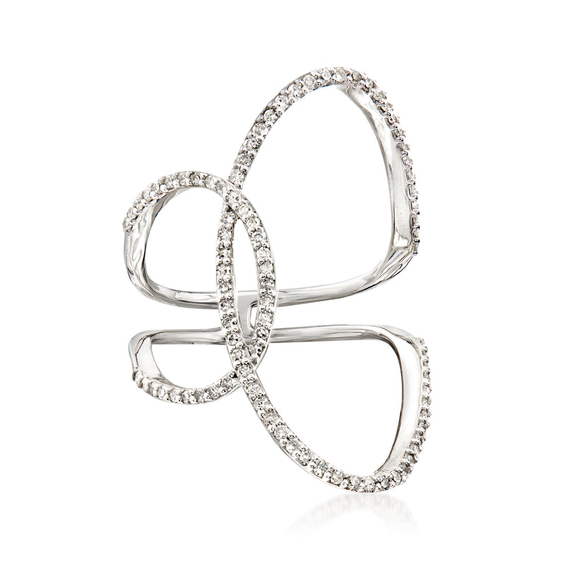 Diamond interlocking circle ring in 14kt white gold