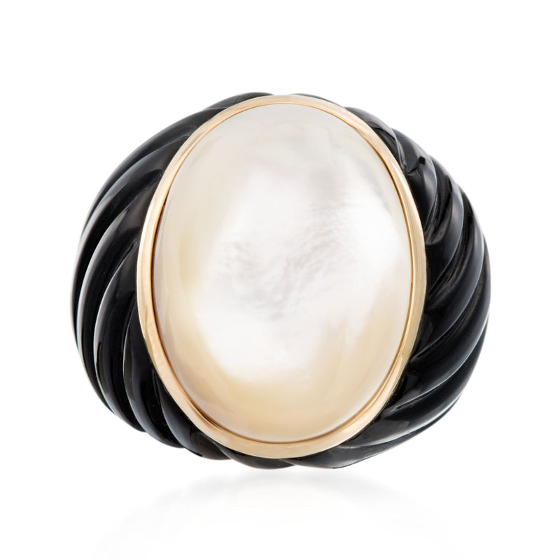 14kt yellow gold ring with oval mother-of-pearl center and black agate detail