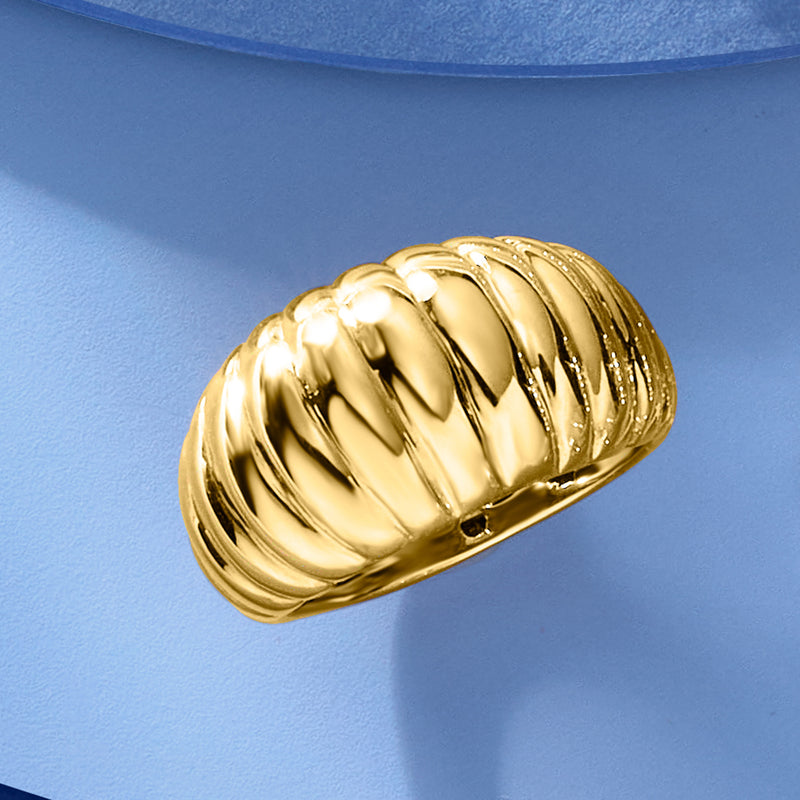18kt yellow gold ribbed dome ring, angled view with polished vertical ribbing