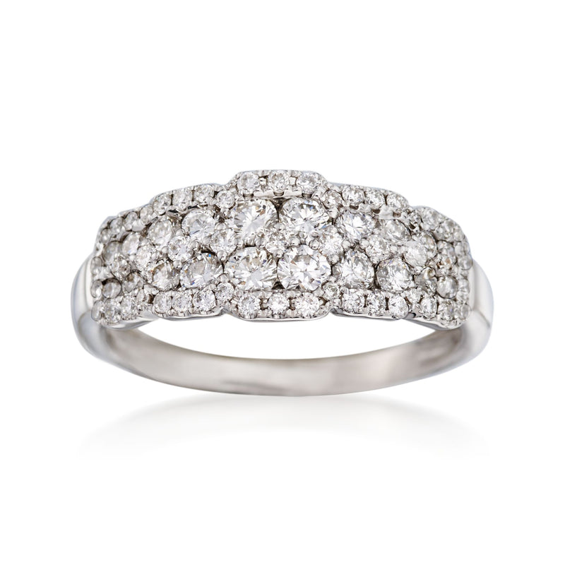 1.00 ct diamond fancy ring in 18k white gold with round brilliant stone cluster