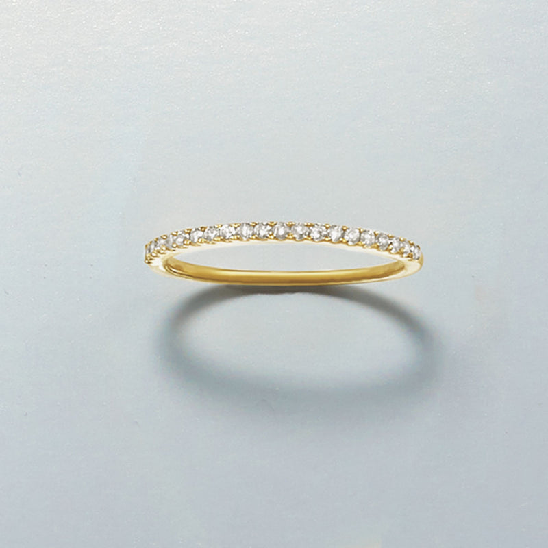 14kt yellow gold diamond ring with a slim pavé band