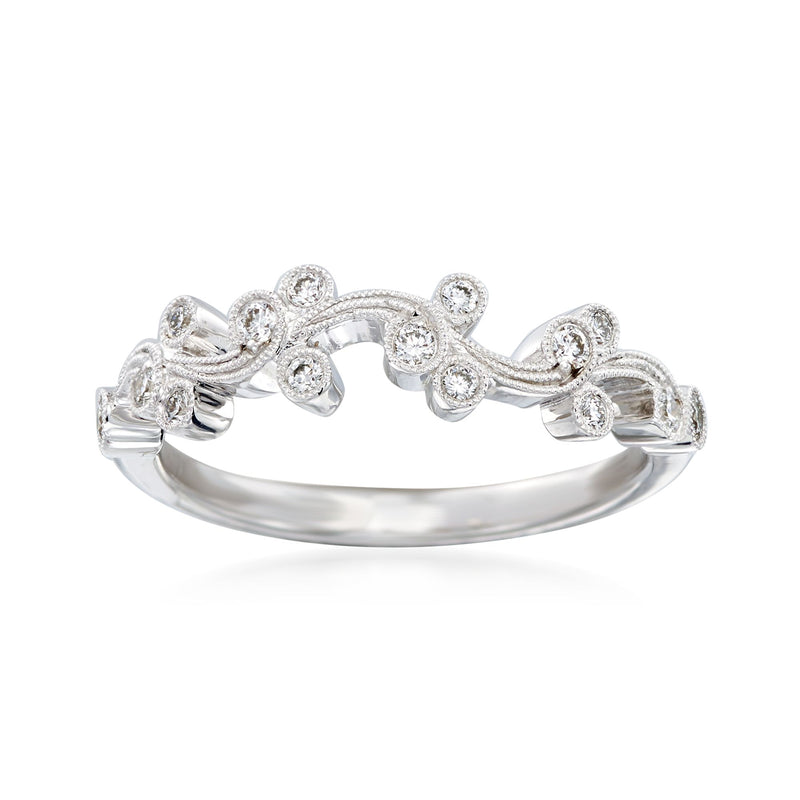 18kt white gold diamond floral ring with sparkling round stones on curved band