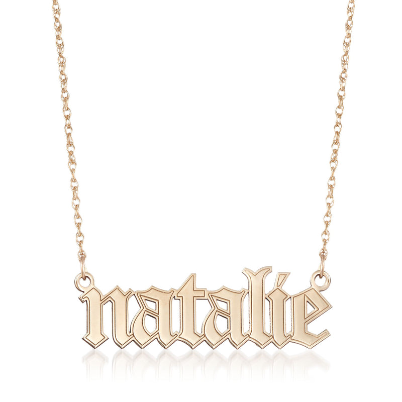 Gold personalized name necklace with gothic-style “Natale” pendant and chain
