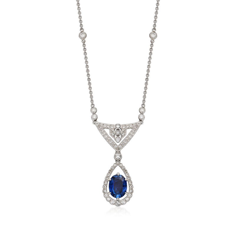 Sapphire and diamond pendant necklace in 18kt white gold with oval blue stone