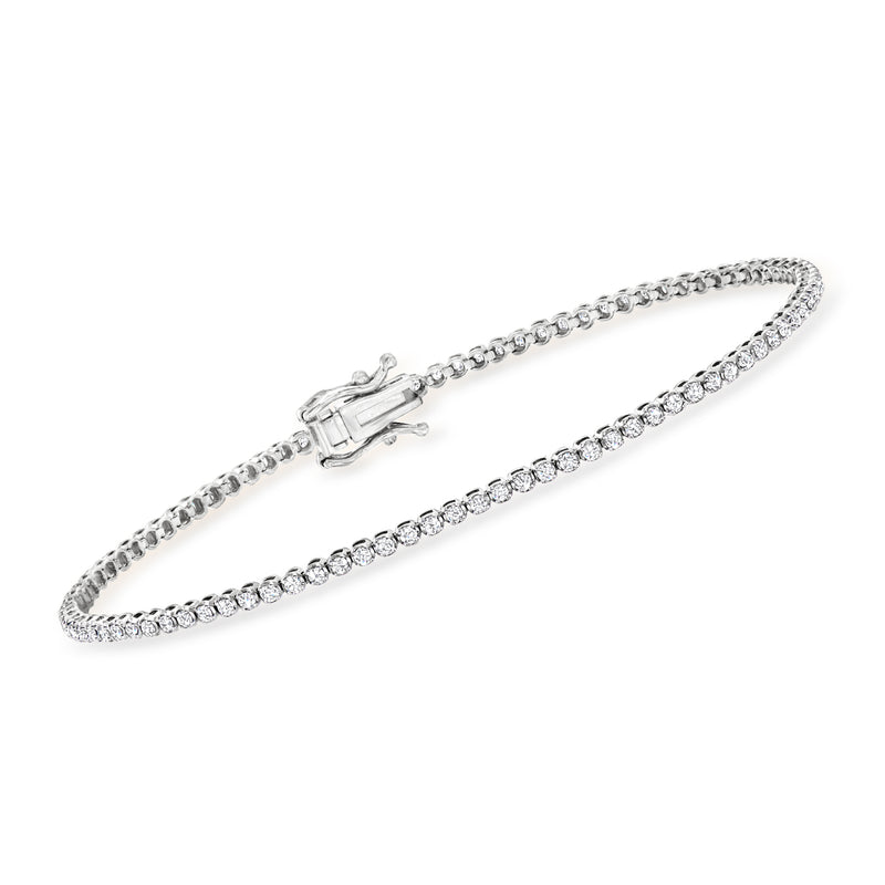 Diamond tennis bracelet in 14k white gold with round stones and box clasp
