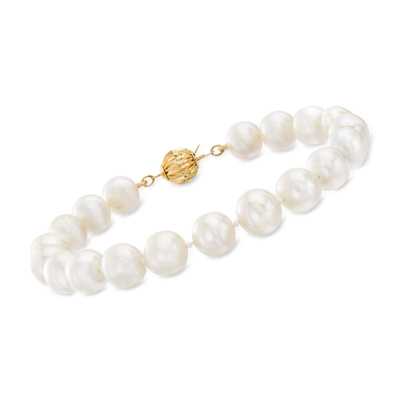Cultured pearl bracelet with 8-8.5mm white pearls and 14kt yellow gold clasp