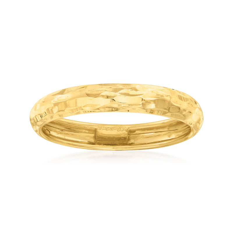 14kt yellow gold diamond-cut ring with faceted band, top view