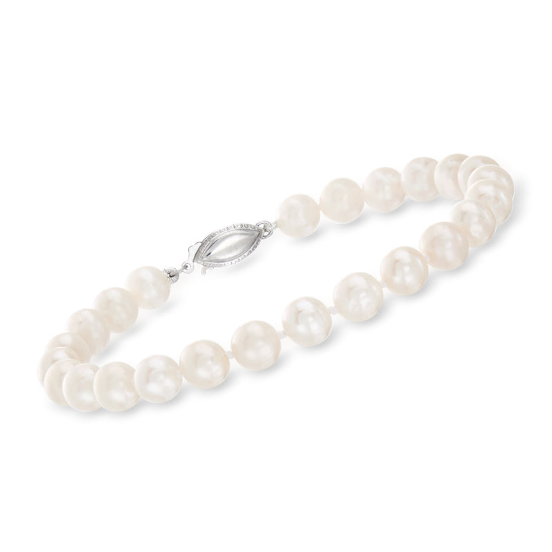Cultured pearl bracelet with sterling silver clasp, round 7–7.5mm beads