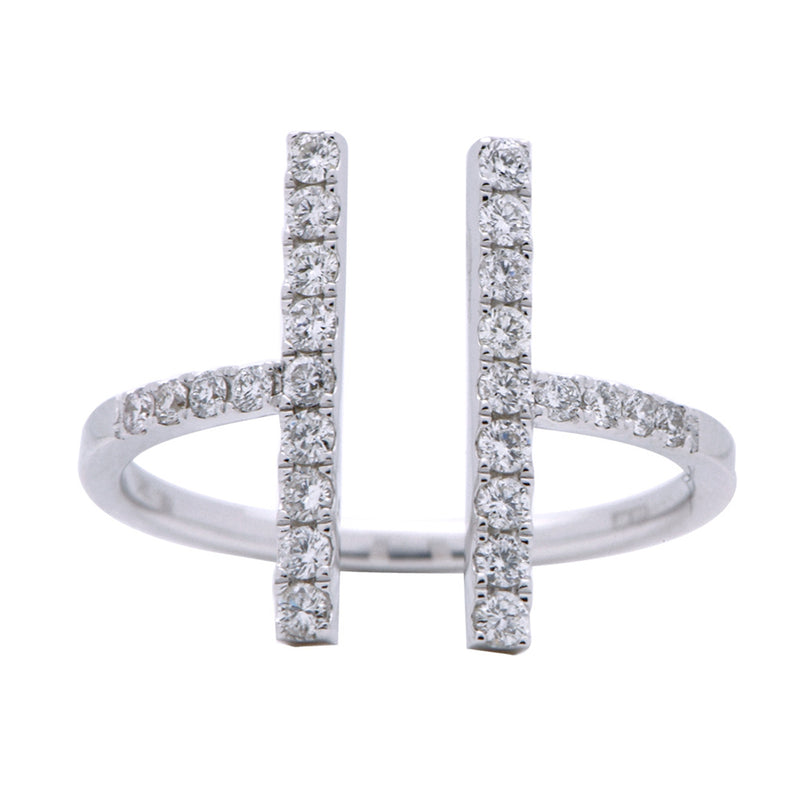 18k white gold diamond ring with two vertical diamond-set bars