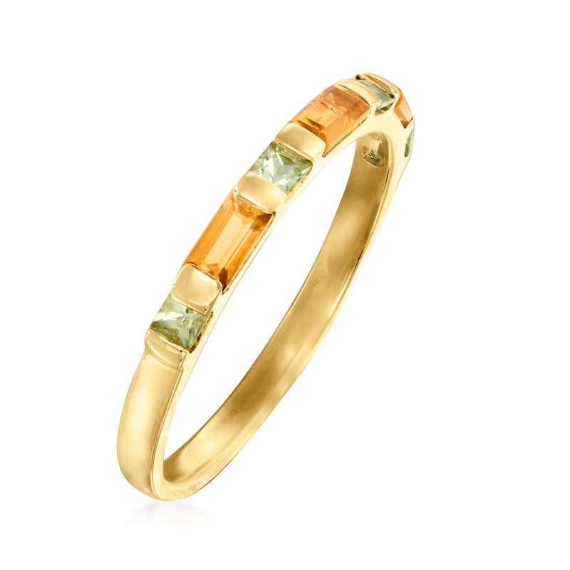 Side view: 14kt yellow gold ring with citrine-yellow and green peridot gemstones