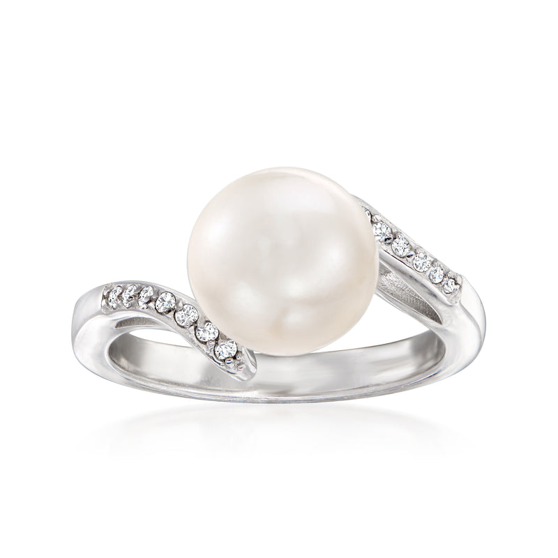 Sterling silver ring with round white cultured pearl and diamond accents